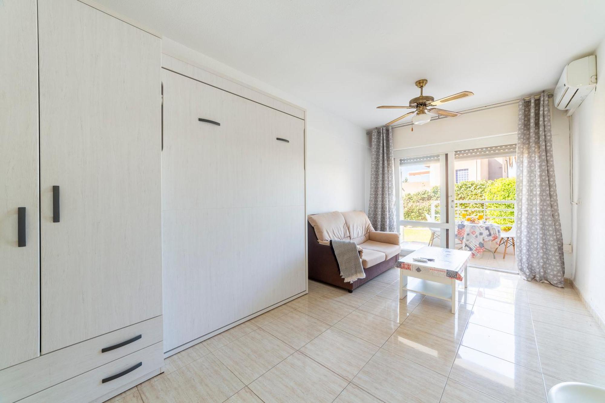 Gaviotas 4 Apartment *